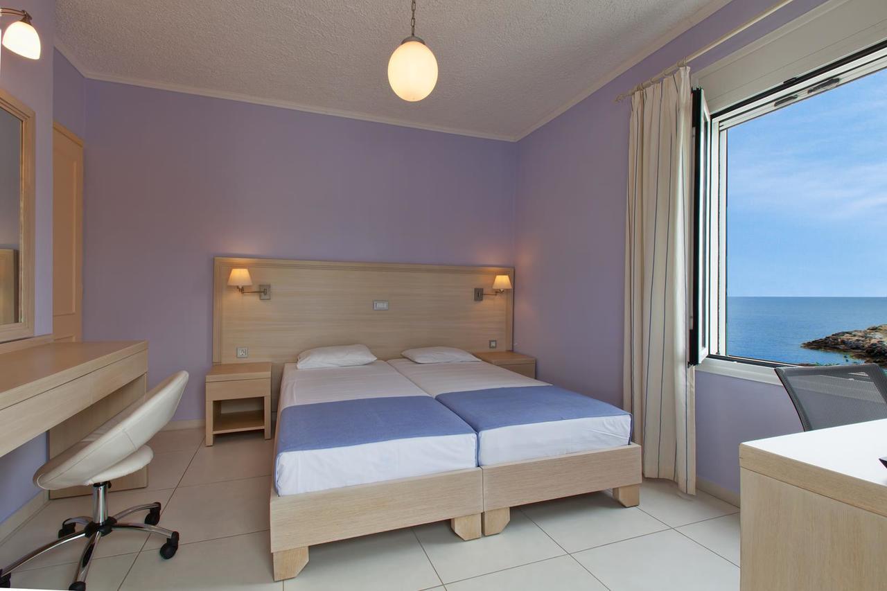 Giorgi'S Blue Apartments Kalathas Eksteriør billede